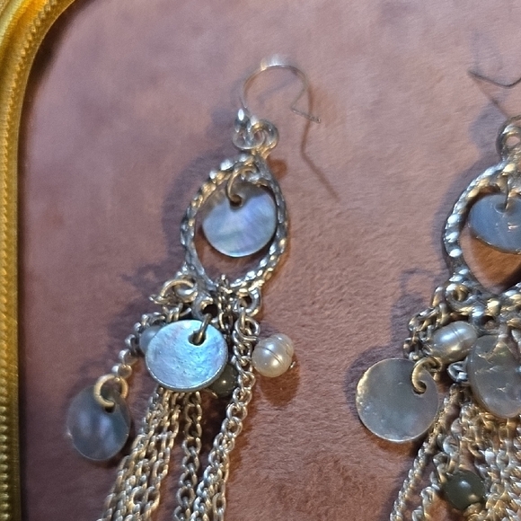 Mother Of Pearl Dangle Earrings - Picture 4 of 4